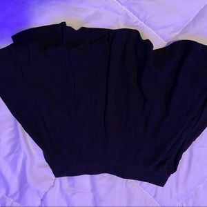 Black so band Skater skirt. Size XL